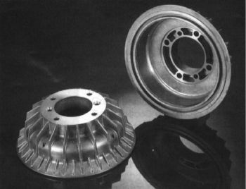 Aluminiumbremstrommel mit eingeschrumpftem Stahlring