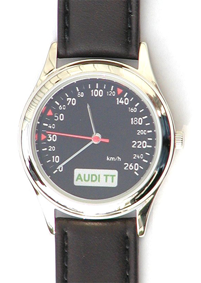 Neu: Tachodesign vom Audi-TT Gehäuse in Matt. Lederband.
